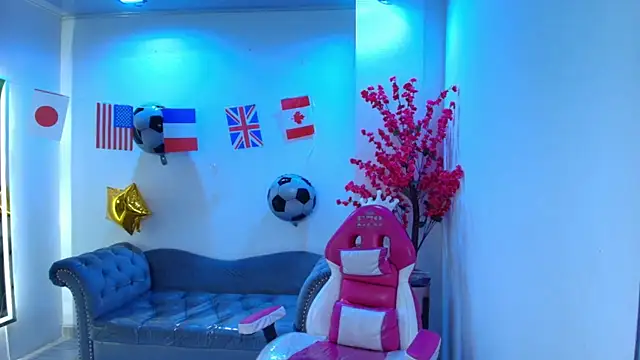 Snapshot of Patme_queen chatting on July 3, 7:09 pm Patme queen online show from July 3, 7:09 pm