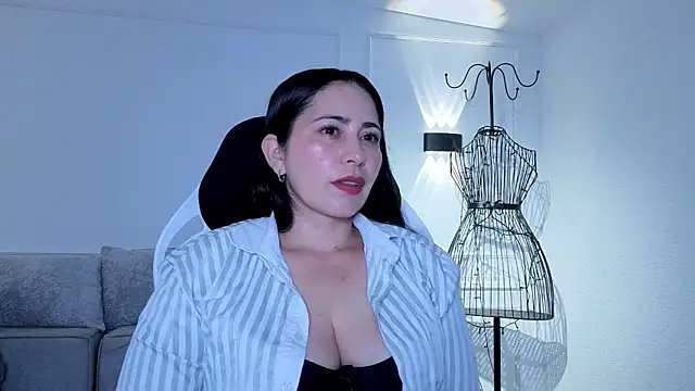 Snapshot of valeriavg chatting on May 21, 11:28 am valeriavg online show from May 21, 11:28 am
