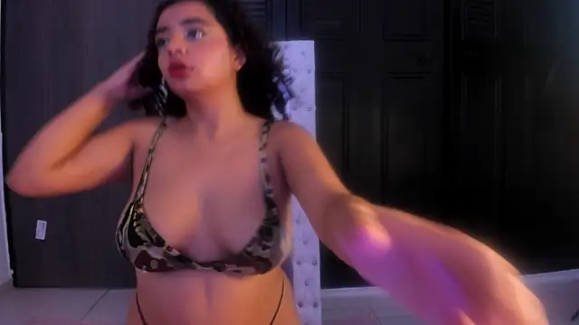 Dahlia rossee online show from July 4, 8:37 pm