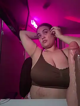 Islandmamita online show from June 9, 4:46 am