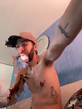 MaXWof00 online show from April 27, 2:37 pm