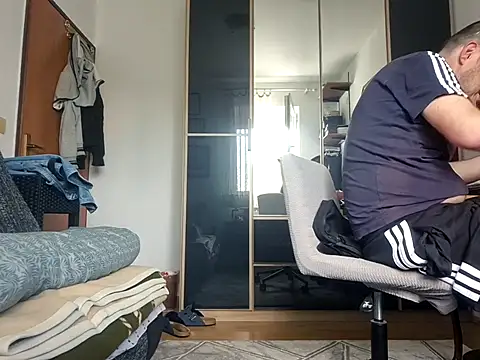 matteopeder online show from May 23, 2:32 pm