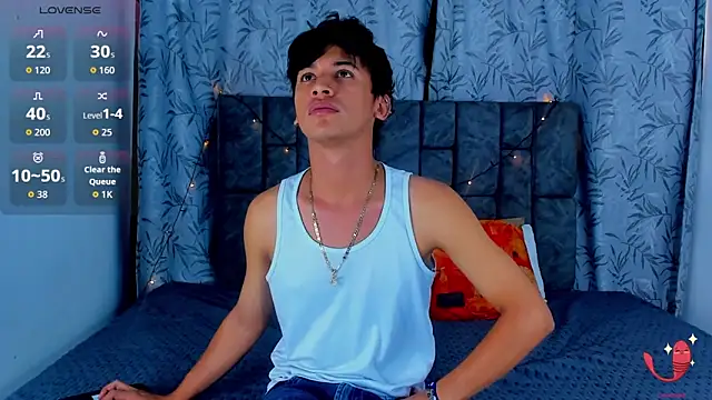 Snapshot of IhanKing chatting on June 12, 7:24 pm IhanKing online show from June 12, 7:24 pm