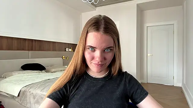 Snapshot of doana_bebriti chatting on June 10, 11:09 am doana bebriti online show from June 10, 11:09 am
