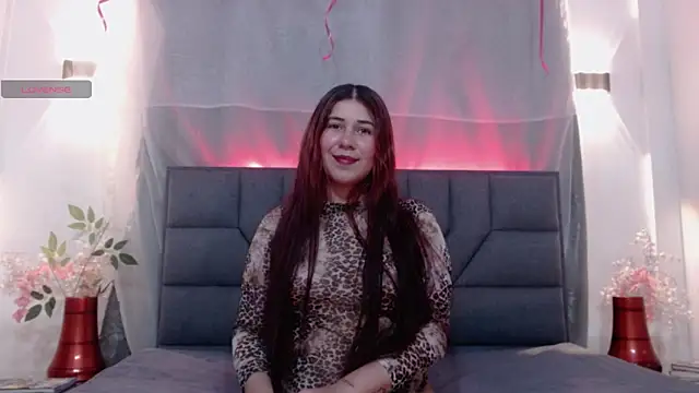 Inari Joness online show from June 10, 7:13 pm