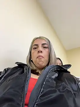 Aphril Iris online show from April 21, 11:29 pm