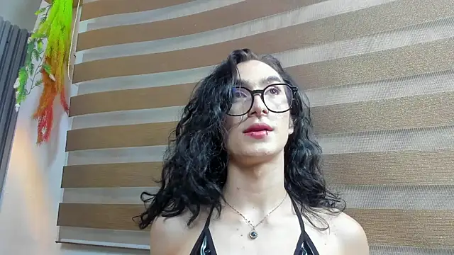 Snapshot of Shammy_rosse chatting on July 9, 2:48 am Shammy rosse online show from July 9, 2:48 am
