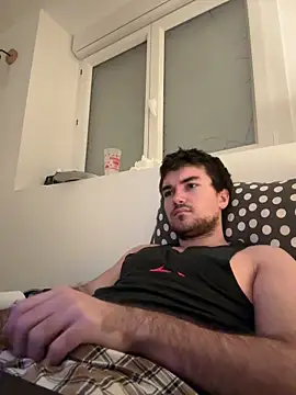 Weanny online show from April 14, 4:46 pm