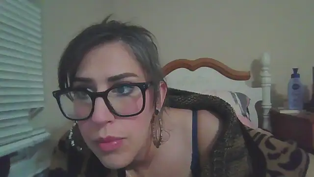 Snapshot of VenusOfEden chatting on April 17, 3:09 am VenusOfEden online show from April 17, 3:09 am