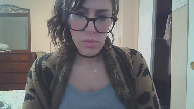 Snapshot of VenusOfEden chatting on April 18, 6:17 am VenusOfEden online show from April 18, 6:17 am