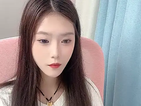 Lvybaby online show from April 15, 11:17 am