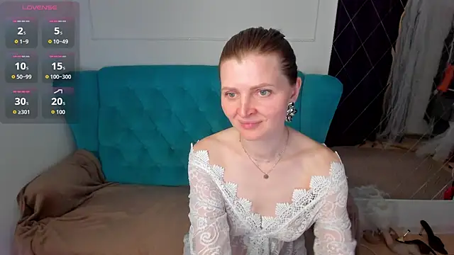 Liza  Evans online show from June 5, 7:03 am