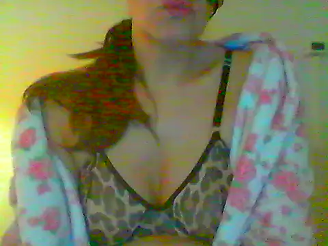 GuadaGatita online show from April 20, 2:53 pm