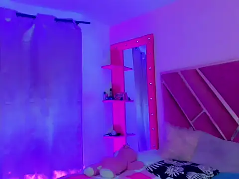 Dollcute  online show from July 17, 6:20 am