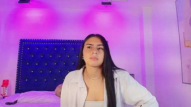 Snapshot of Serena_and_zoe chatting on April 29, 7:31 pm Serena and zoe online show from April 29, 7:31 pm