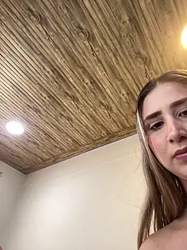 Snapshot of LiaSantanna chatting on May 20, 5:30 pm LiaSantanna online show from May 20, 5:30 pm