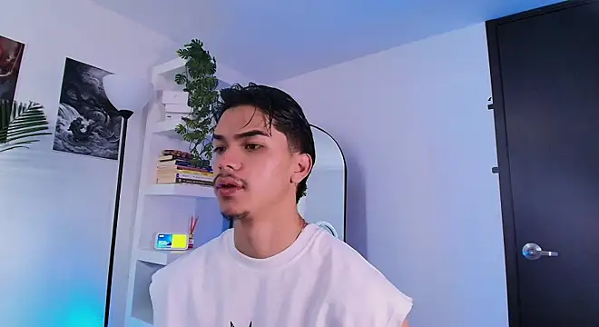 andyypalmer  online show from July 7, 11:36 am
