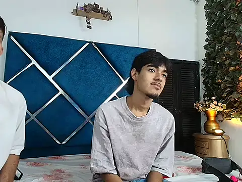 EdwinBoys online show from May 13, 12:57 pm