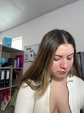Snapshot of juanitablue chatting on July 16, 5:19 pm juanitablue online show from July 16, 5:19 pm