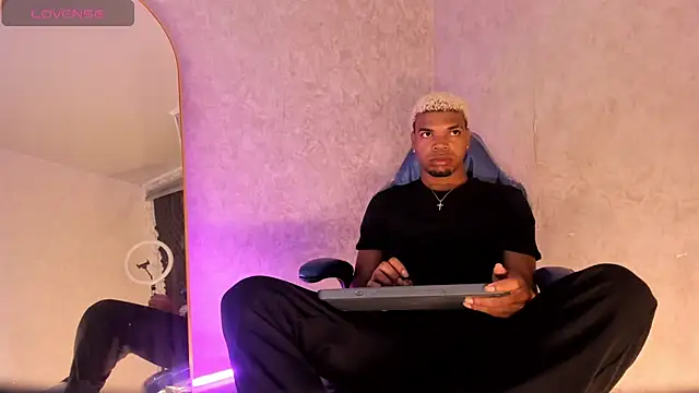 engell gil online show from April 27, 8:18 pm