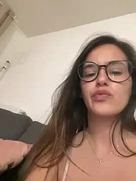 anissadiabless online show from May 1, 1:10 am