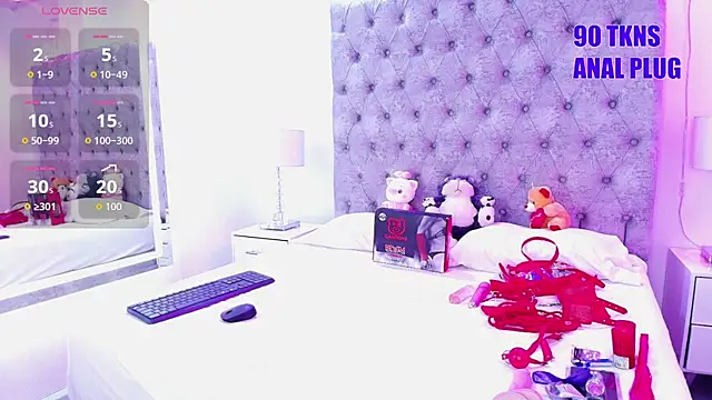 Zoe M00n online show from July 14, 7:41 pm