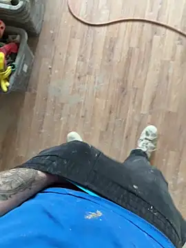 Snapshot of vitiligoDaiv chatting on April 15, 8:21 am vitiligoDaiv online show from April 15, 8:21 am