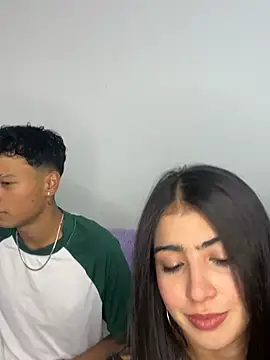 MAIILY MOON online show from April 28, 5:56 am