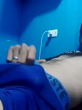 Snapshot of RafaelSartori chatting on April 15, 1:18 pm RafaelSartori online show from April 15, 1:18 pm