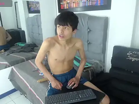 alex it0 online show from April 29, 5:00 am