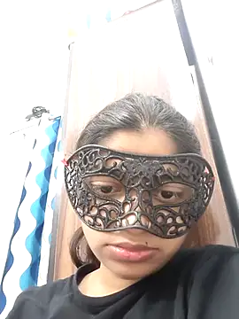 Snapshot of simran_rathore chatting on May 8, 12:21 pm simran rathore online show from May 8, 12:21 pm