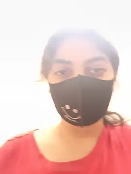 Snapshot of simran_rathore chatting on May 19, 6:03 pm simran rathore online show from May 19, 6:03 pm