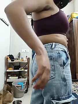 Snapshot of simran_rathore chatting on May 26, 4:58 pm simran rathore online show from May 26, 4:58 pm