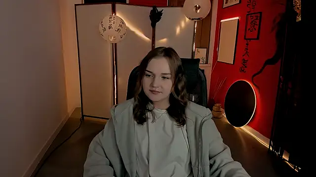 LissaTelor online show from April 18, 1:04 pm