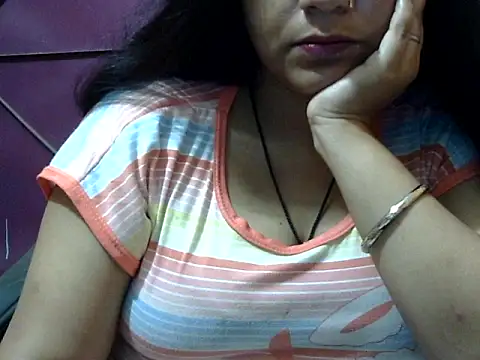 Sexy Mahekk online show from August 9, 6:57 pm