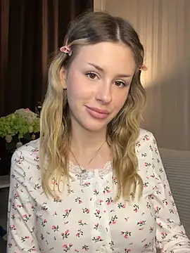 SearchyourAngel online show from April 15, 2:35 pm