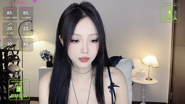 Snapshot of IAIA_iris chatting on July 5, 1:18 pm IAIA iris online show from July 5, 1:18 pm