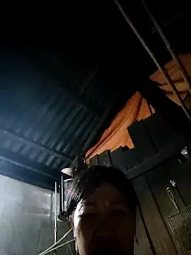 Snapshot of -Ciny- chatting on April 15, 12:23 pm -Ciny- online show from April 15, 12:23 pm