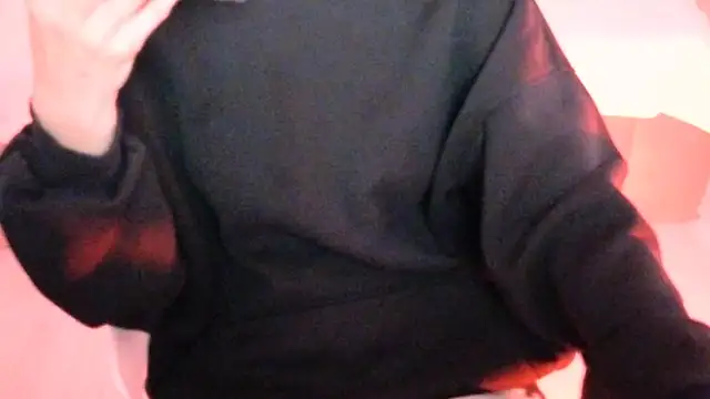 Snapshot of _Scarlett_Lee_ chatting on July 6, 5:04 pm Scarlett Lee online show from July 6, 5:04 pm