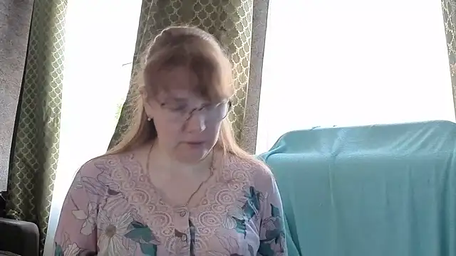 Snapshot of Miss_SandraX chatting on June 14, 4:25 am Miss SandraX online show from June 14, 4:25 am