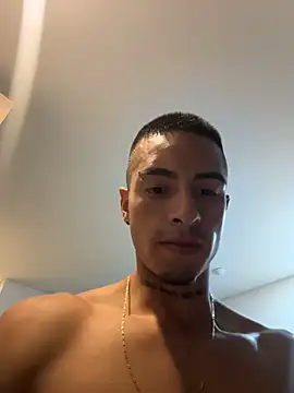 willclayy online show from July 21, 2:03 am