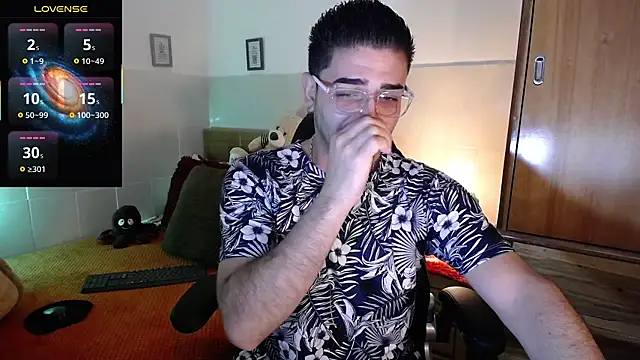 Snapshot of andders_ chatting on July 25, 9:12 pm andders online show from July 25, 9:12 pm