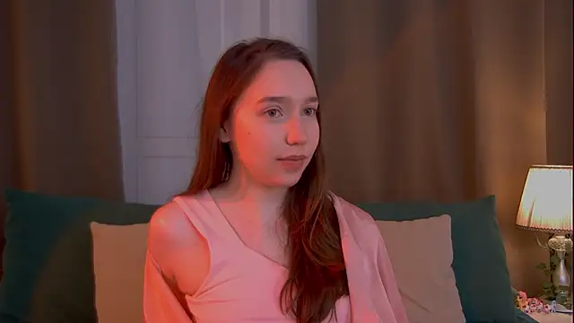 Suzaneey online show from July 23, 7:45 pm