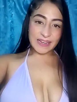 ChloeMadisson online show from April 22, 11:39 pm