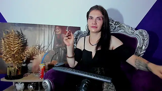 MistressKasandra online show from June 2, 3:30 am