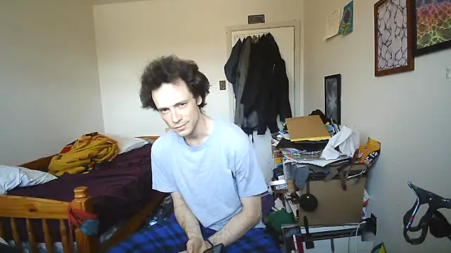 JohnnyMoves online show from May 18, 3:18 pm