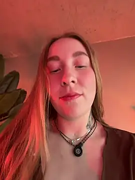 ShowmeYourfetish online show from June 3, 4:48 am