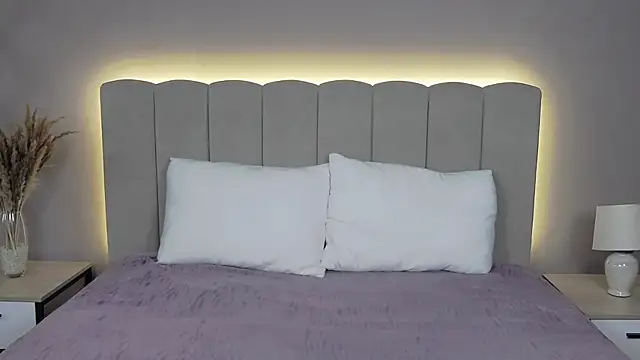 Snapshot of MarliinNova chatting on May 28, 4:21 am MarliinNova online show from May 28, 4:21 am