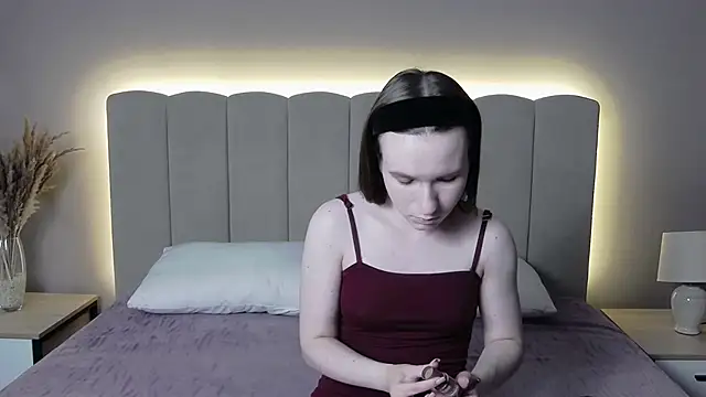Snapshot of MarliinNova chatting on May 31, 11:06 am MarliinNova online show from May 31, 11:06 am