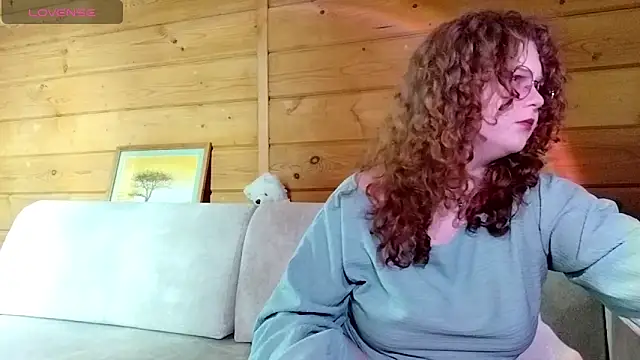 Sara del Sun online show from April 17, 8:28 am